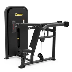 Líkamsræktarþjálfari fyrir sitjandi öxlpressu